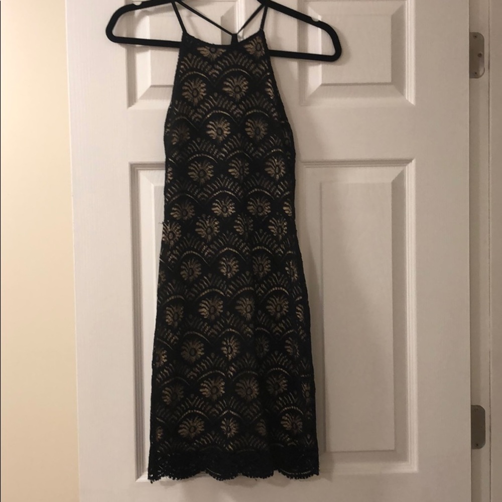 Black lace dress with open back xs